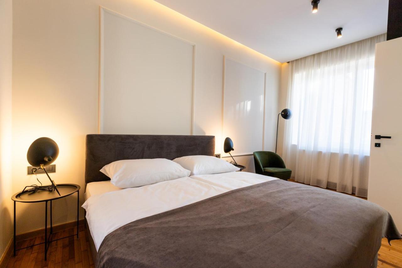 Loox Boutique Apartments Gunduliceva Zagreb Ngoại thất bức ảnh